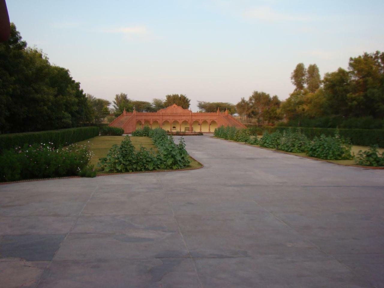 Gaj Kesri Hotel Bikaner Exterior photo