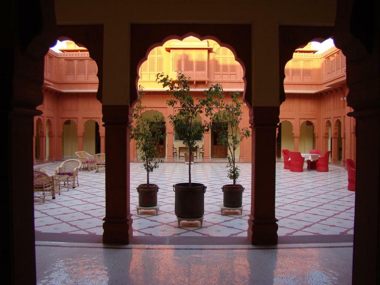 Gaj Kesri Hotel Bikaner Exterior photo